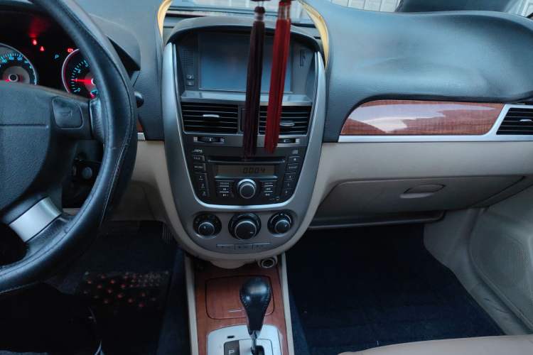 Used Buick Excelle 2008 1.6 LE-AT Audio And AC Panel