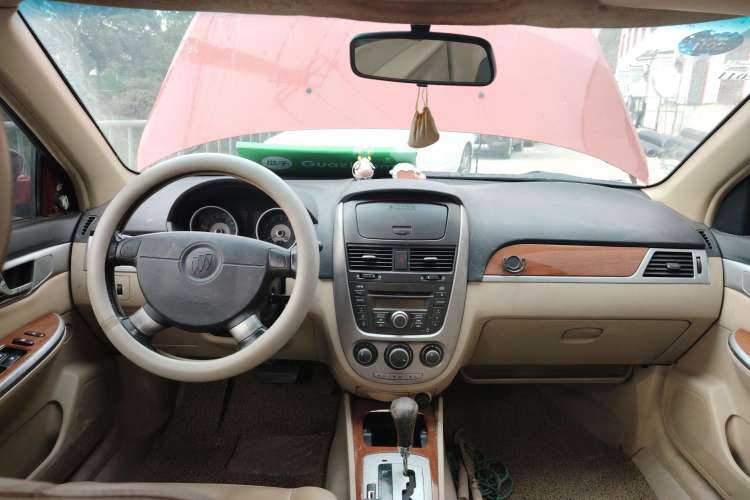 Used Buick Excelle 2008 1.6 LE-AT Center Console