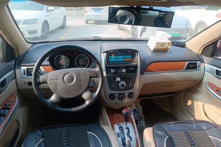 Used Buick Excelle 2008 1.6 LE-AT Center Console