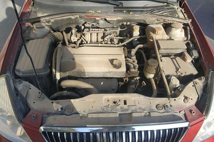 Used Buick Excelle 2008 1.6 LE-AT Engine Bay