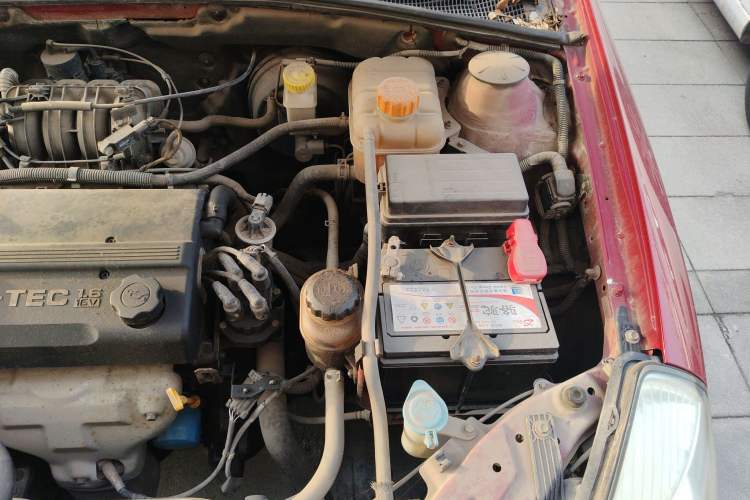 Used Buick Excelle 2008 1.6 LE-MT Navi Engine Bay Left
