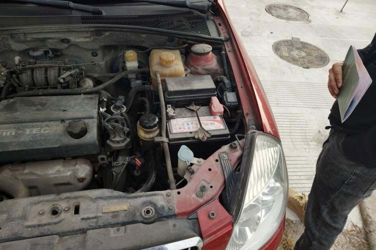 Used Buick Excelle 2008 1.6 LE-AT Engine Bay Left