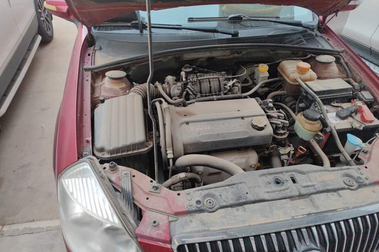 Used Buick Excelle 2008 1.6 LE-AT Engine Bay Right