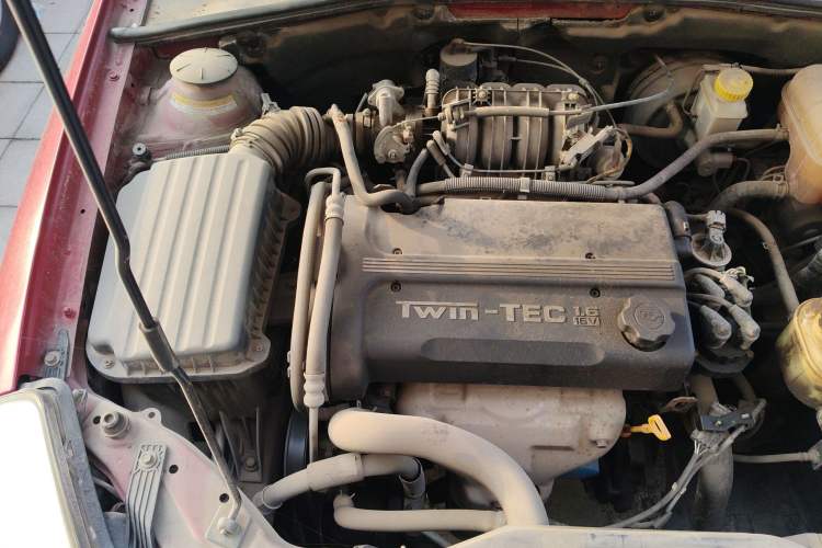 Used Buick Excelle 2008 1.6 LE-MT Navi Engine Bay Right