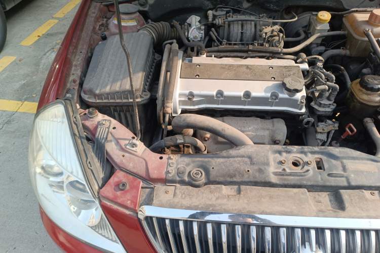Used Buick Excelle 2008 1.6 LE-AT Engine Bay Right