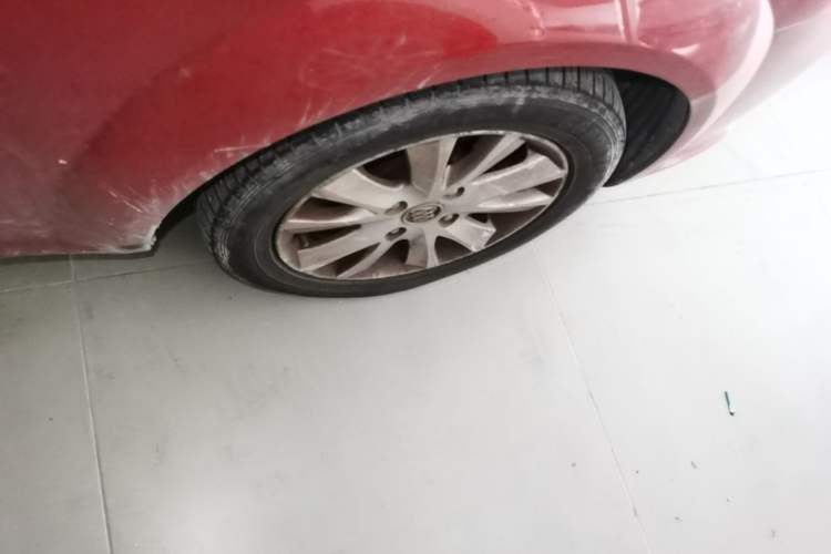 Used Buick Excelle 2008 1.6 LE-AT Right Front Wheel Hub