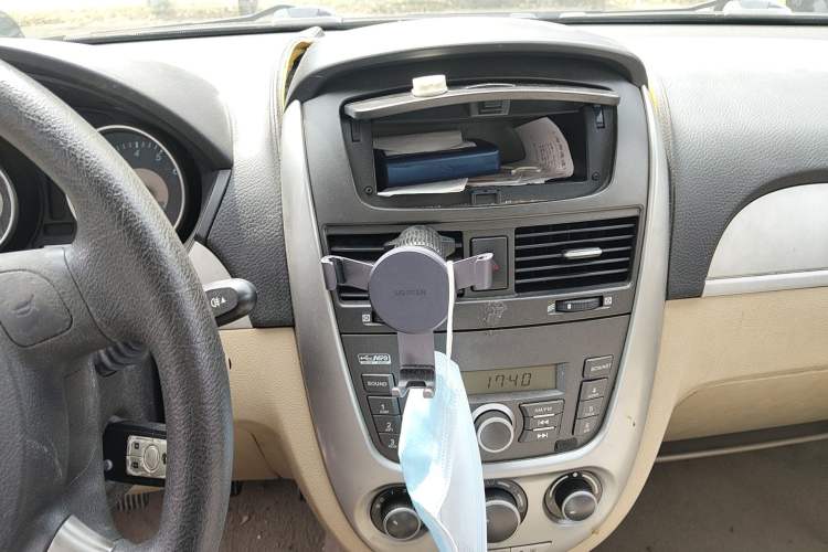 Used Buick Excelle 2008 1.6 LE-MT Audio And AC Panel