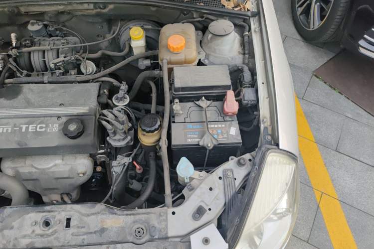 Used Buick Excelle 2008 1.6 LE-AT Engine Bay Left