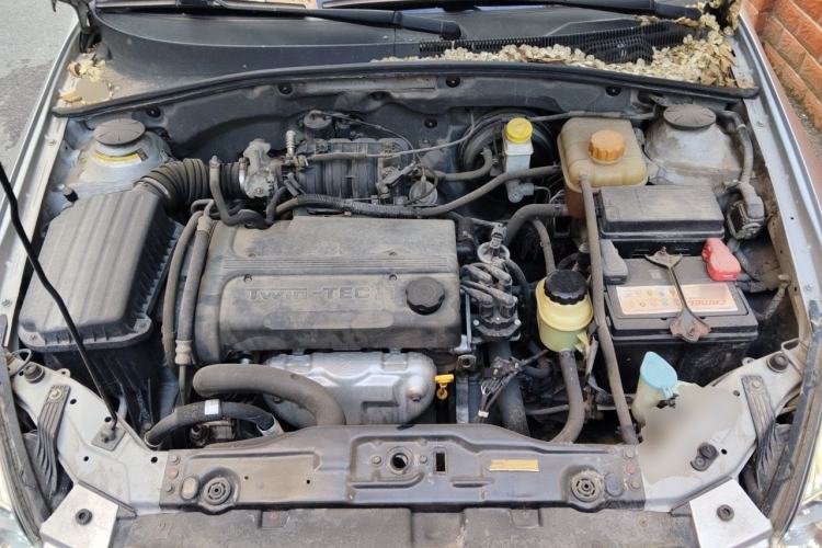 Used Buick Excelle 2008 1.6 LE-MT Engine Bay