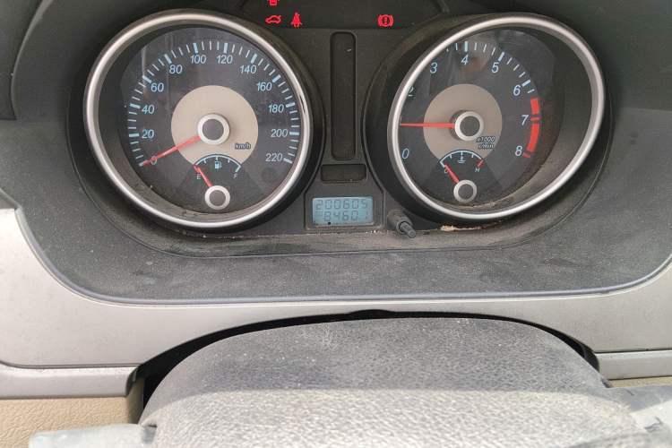 Used Buick Excelle 2008 1.6 LE-MT Odometer Close Up