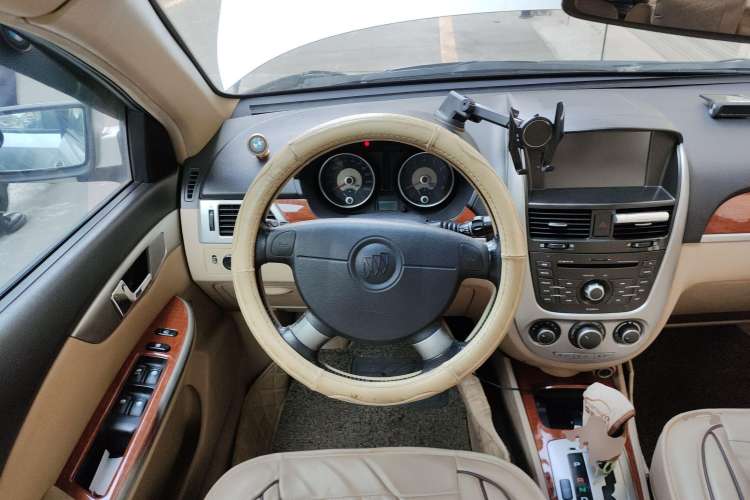 Used Buick Excelle 2008 1.6 LE-AT Steering Wheel
