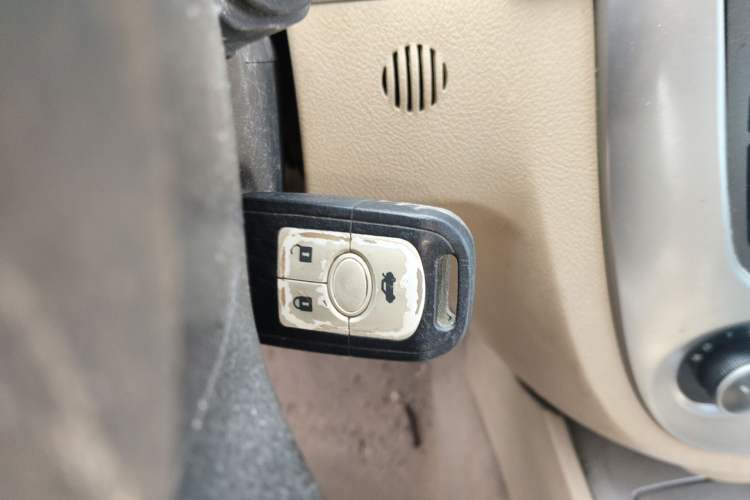 Used Buick Excelle 2008 1.6 LE-MT Vehicle Key