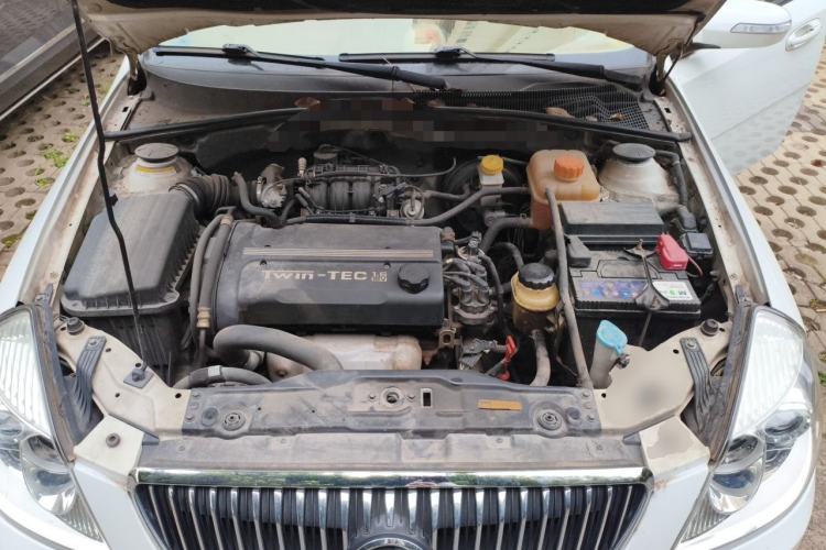 Used Buick Excelle 2008 1.6 LE-AT Engine Bay