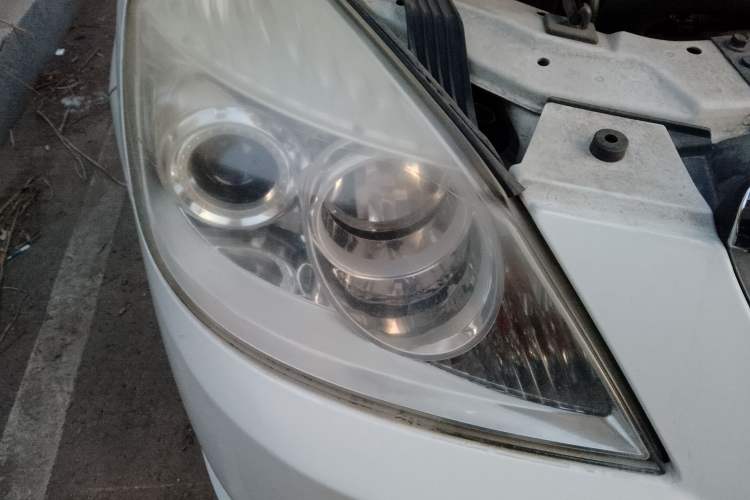 Used Buick Excelle 2008 1.6 LE-AT Right Front Headlight