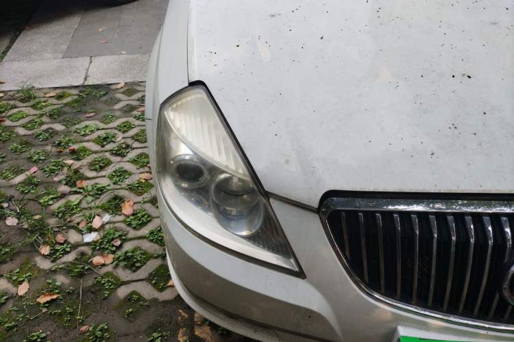 Used Buick Excelle 2008 1.6 LE-AT Right Front Headlight