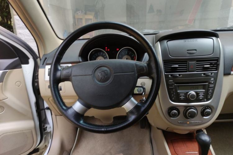 Used Buick Excelle 2008 1.6 LE-AT Steering Wheel