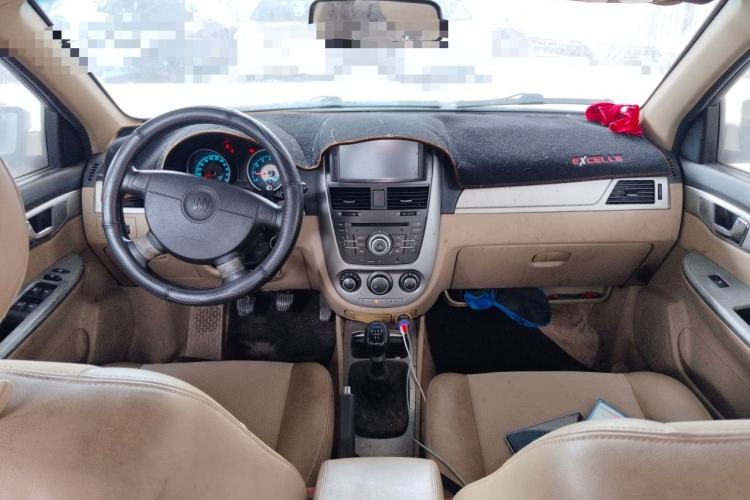 Used Buick Excelle 2008 1.6L X-MT Center Console