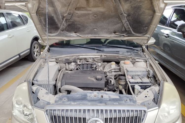 Used Buick Excelle 2008 1.6L X-MT Engine Bay