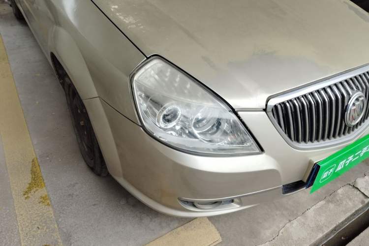 Used Buick Excelle 2008 1.6L X-MT Right Front Headlight