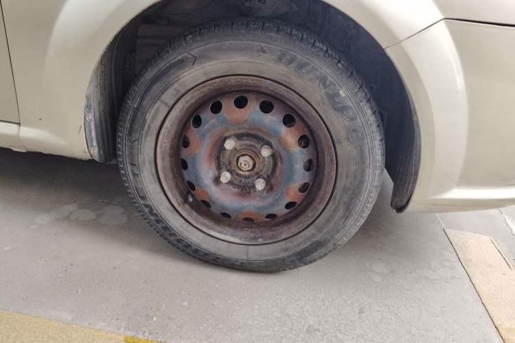 Used Buick Excelle 2008 1.6L X-MT Right Front Wheel Hub