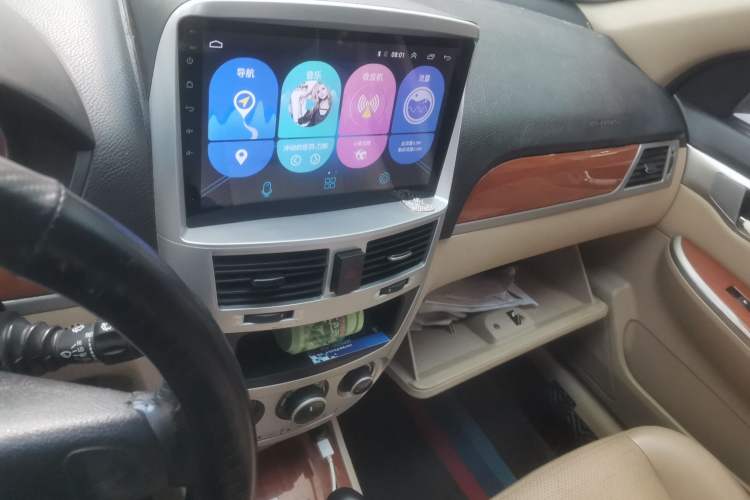 Used Buick Excelle 2011 1.6 LE-AT Audio And AC Panel