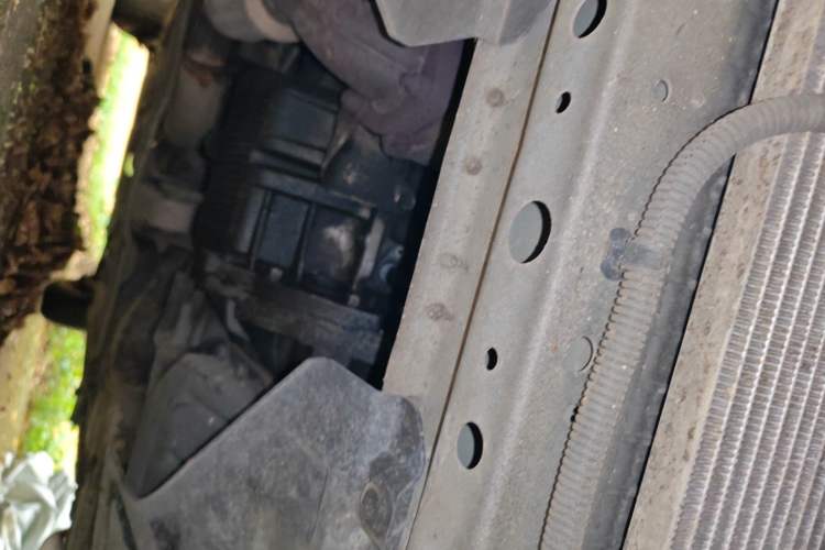 Used Buick Excelle 2011 1.6LX-AT Chassis Front