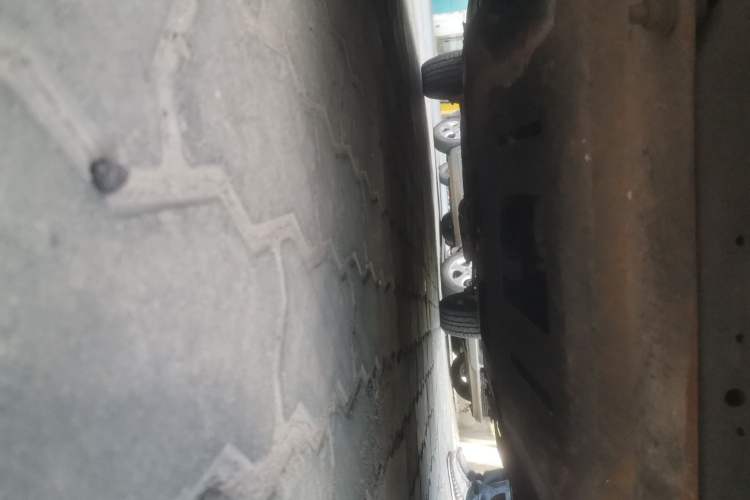 Used Buick Excelle 2011 1.6 LE-AT Chassis Front