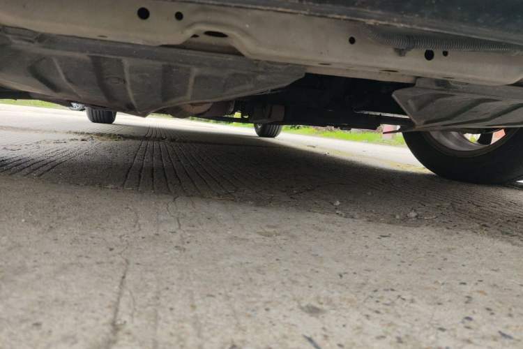 Used Buick Excelle 2011 1.6 LX-MT Chassis Front