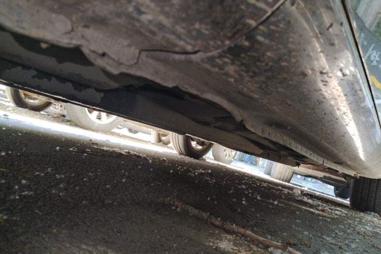 Used Buick Excelle 2011 1.6 LE-MT Chassis Front Left