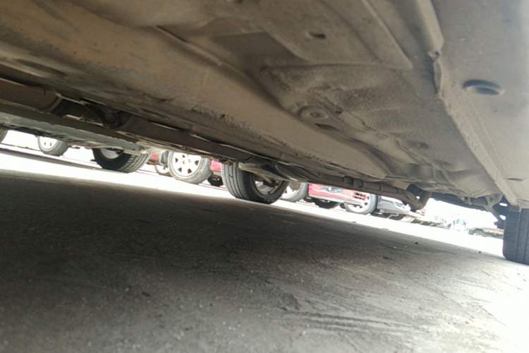 Used Buick Excelle 2011 1.6 LE-AT Chassis Front Left