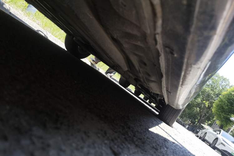 Used Buick Excelle 2011 1.6 LX-MT Chassis Front Left