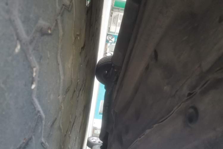 Used Buick Excelle 2011 1.6 LE-AT Chassis Front Left
