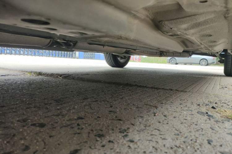 Used Buick Excelle 2011 1.6 LX-MT Chassis Front Left