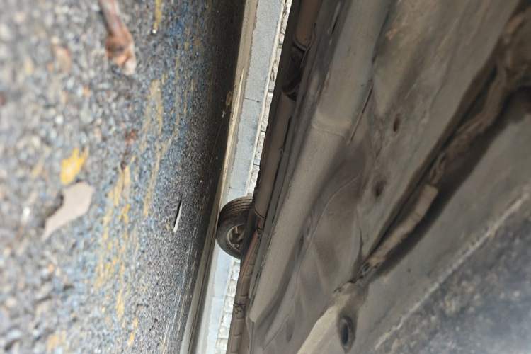 Used Buick Excelle 2011 1.6 LE-MT Chassis Front Left