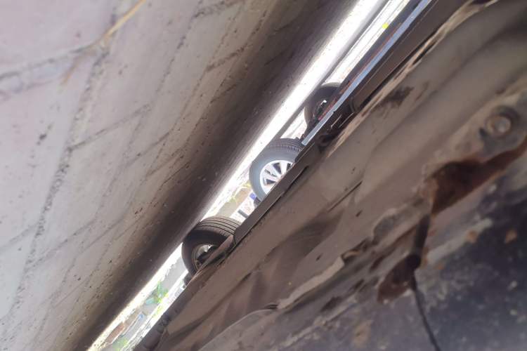 Used Buick Excelle 2011 1.6 LE-AT Chassis Front Left