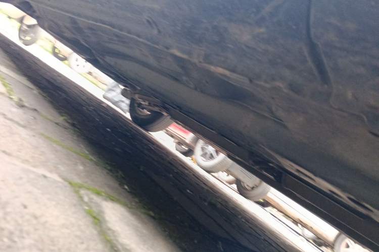 Used Buick Excelle 2011 1.6 LX-MT Chassis Front Right