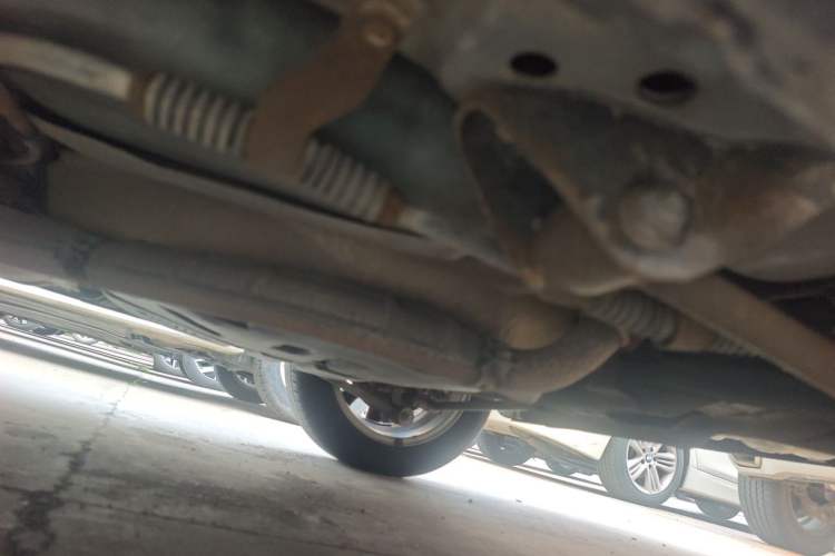 Used Buick Excelle 2011 1.6 LE-MT Chassis Front Right