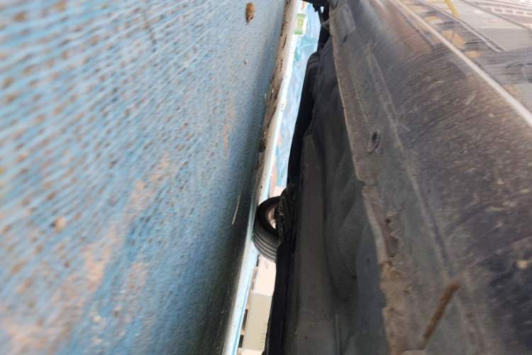 Used Buick Excelle 2011 1.6 LE-MT Chassis Front Right