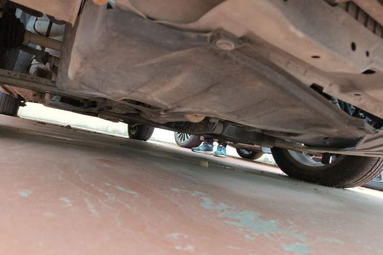 Used Buick Excelle 2011 1.6 LE-AT Chassis Front Right