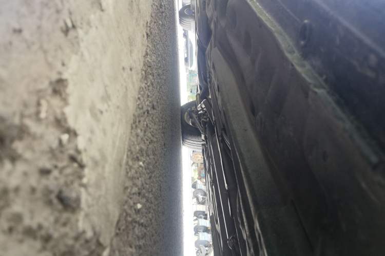 Used Buick Excelle 2011 1.6 LX-MT Chassis Front Right