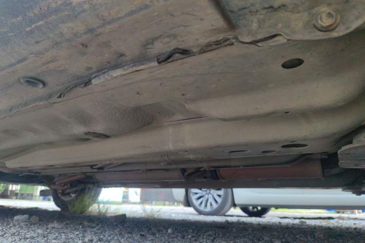Used Buick Excelle 2011 1.6 LX-MT Chassis Front Right