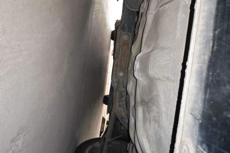 Used Buick Excelle 2011 1.6 LE-MT Chassis Rear