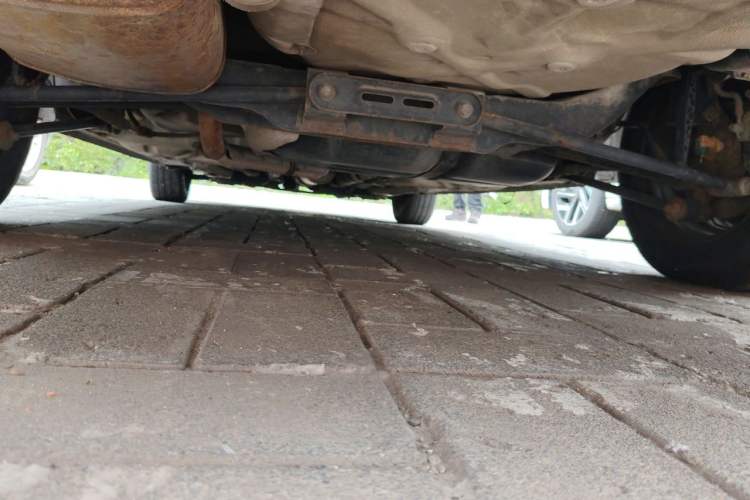 Used Buick Excelle 2011 1.6LX-AT Chassis Rear