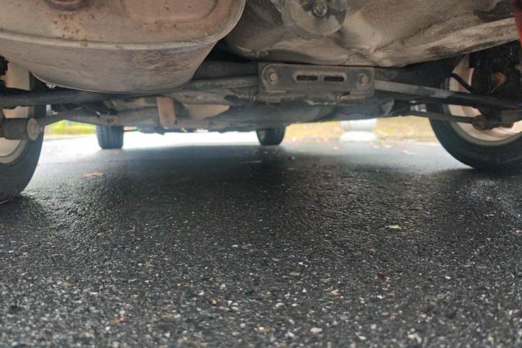 Used Buick Excelle 2011 1.6 LE-MT Chassis Rear