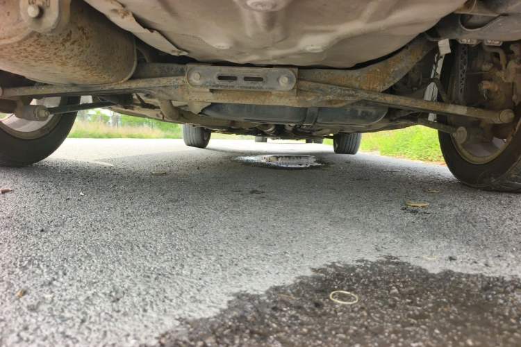 Used Buick Excelle 2011 1.6 LE-MT Chassis Rear