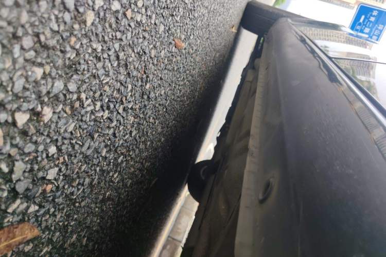 Used Buick Excelle 2011 1.6 LX-MT Chassis Rear Left