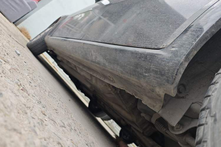 Used Buick Excelle 2011 1.6 LX-MT Chassis Rear Left