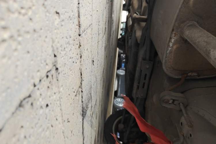 Used Buick Excelle 2011 1.6 LE-MT Chassis Rear Left