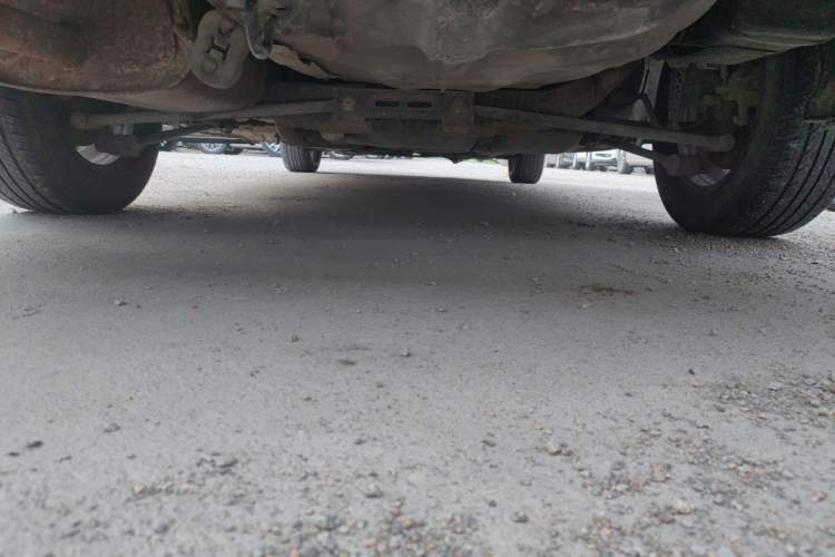 Used Buick Excelle 2011 1.6 LX-MT Chassis Rear