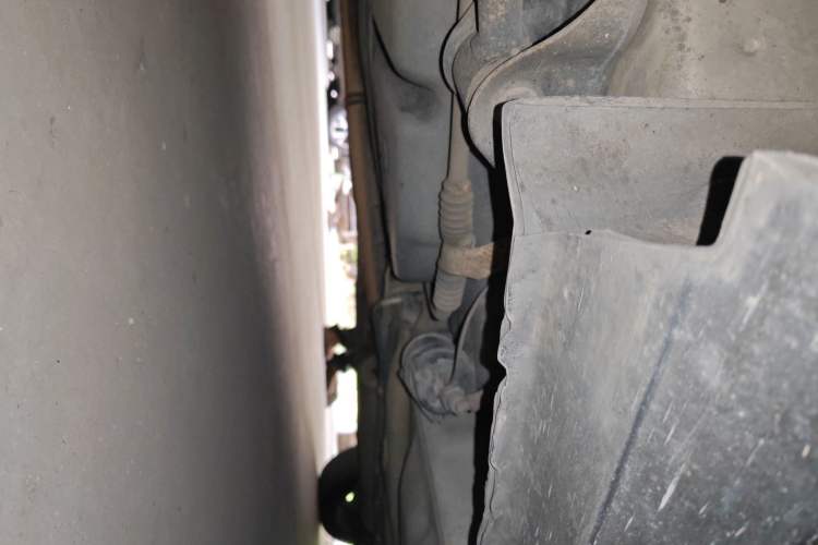Used Buick Excelle 2011 1.6 LE-MT Chassis Rear Right